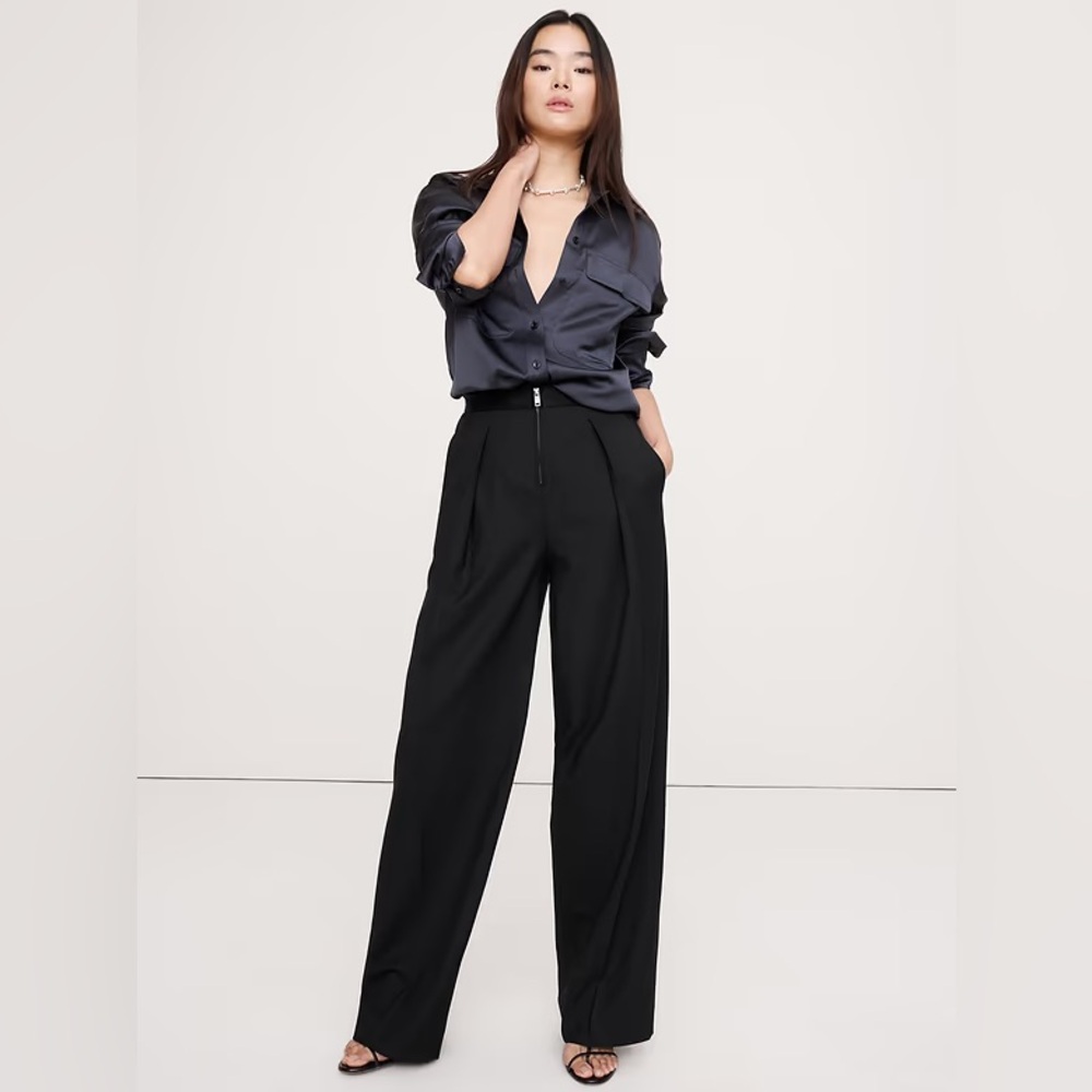 NWT! Banana Republic Black High-Rise Wide-Leg Tuxedo Pant - 🩷